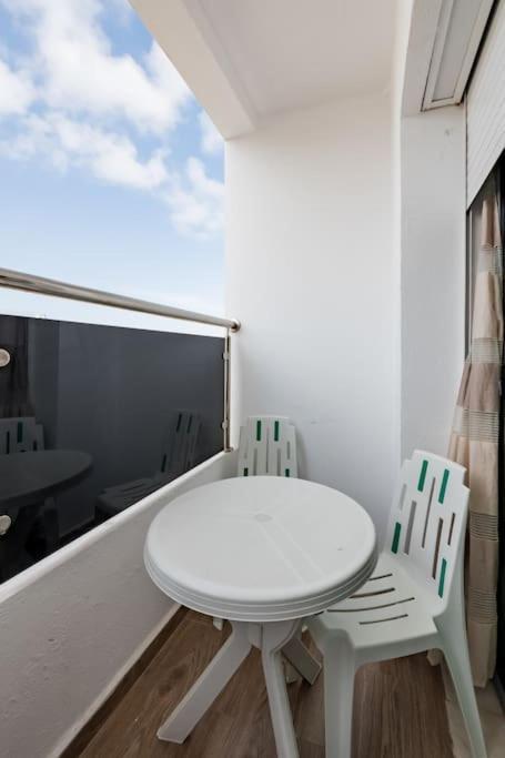Champs Elysee Apartment