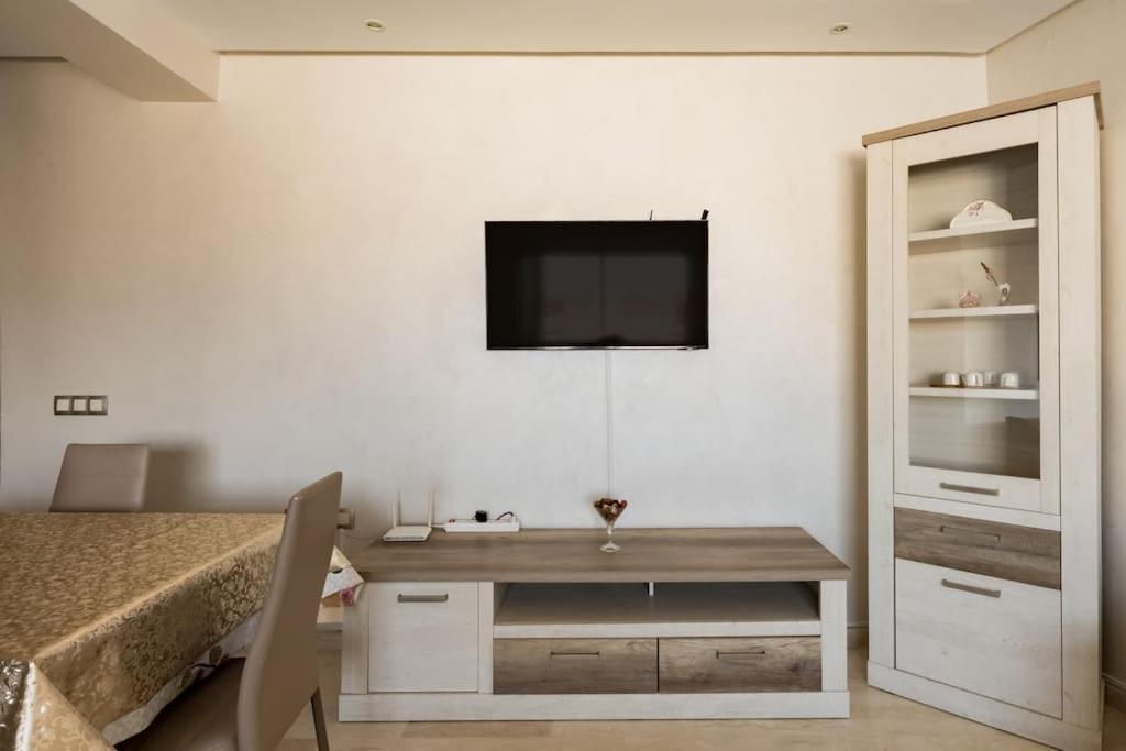 Apartment Champs Elysee *